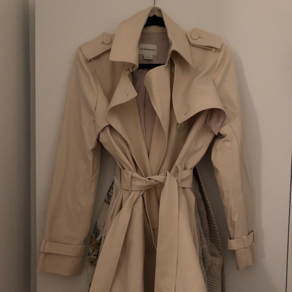 Club Monaco Trench Coat, like new!